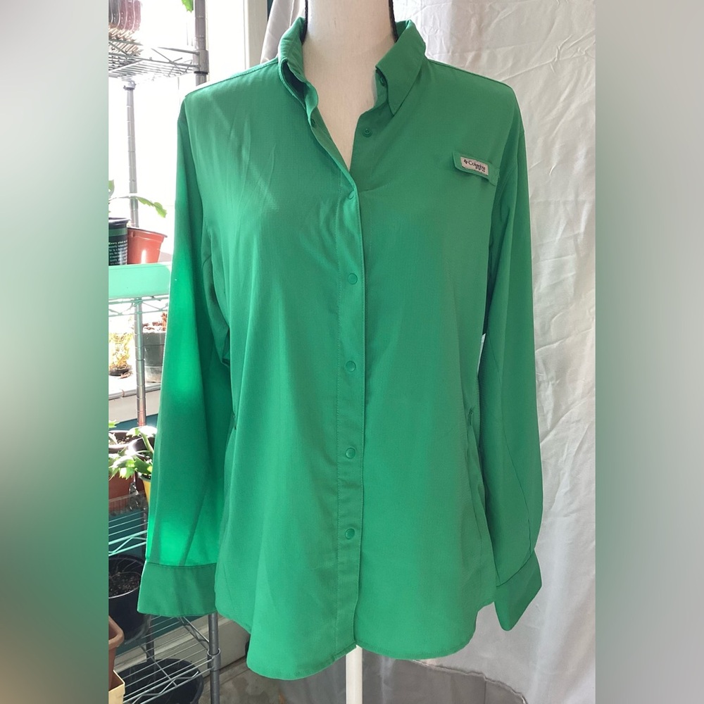 Columbia Sportswear light windbreaker. XL